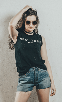 New York Distressed Tee,Tops